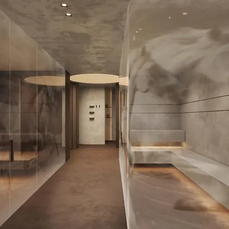 Weisses Roessl Hotel 5*