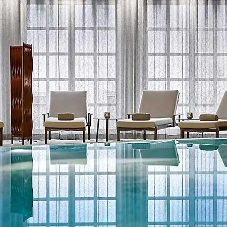 Weisses Roessl Hotel