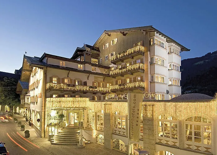 호텔 Weisses Roessl 5*