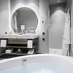 Hotell Weisses Roessl 5*