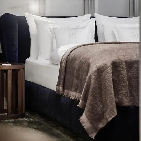 Weisses Roessl Hotel 5*