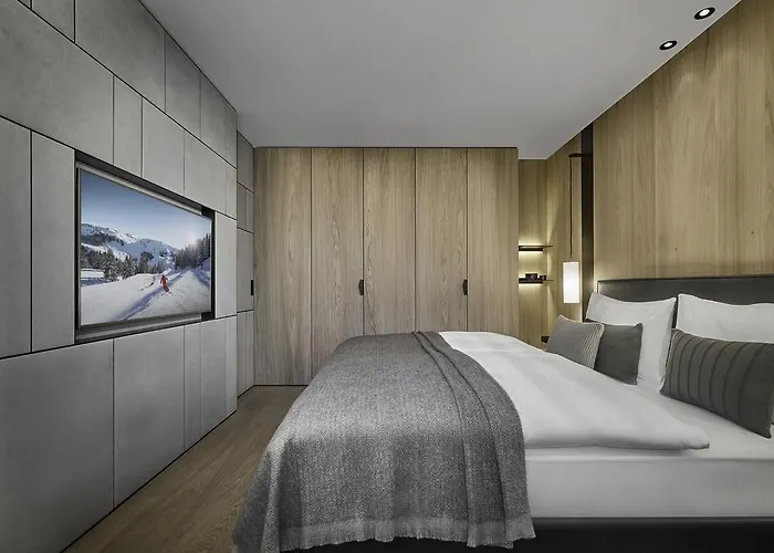 Hotel Weisses Roessl 5*